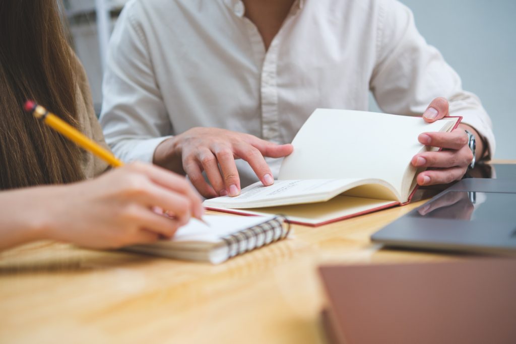 10 Signs Your Child Needs a Writing Tutor (And What to Do Next ...